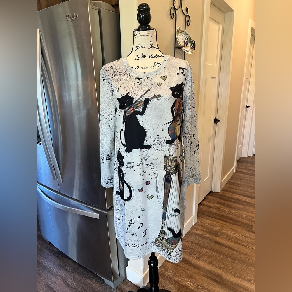 Unique Women’s Dress. Light Gray with 4 Black Cats Playing Instruments.